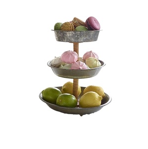 Nouvelle vente support de gâteau de mariage en métal décor de fête à thème pour les mariages et les fêtes décorations de mariage élégantes - Product Image 6