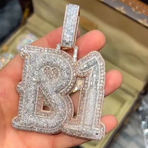 Colgante de Letra B1 con Incrustaciones de Lujo, con Moissanita Baguette y Redonda, Joyería Hip Hop Personalizada con Iniciales - Product Image 1