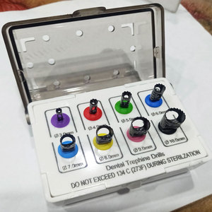 ชุดเครื่องมือทำรากฟันเทียม 8 ชิ้น เคลือบไทเทเนียมสีน้ำเงิน พร้อมที่จับหัวกรอ - Product Image 1