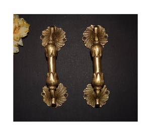 Poignées de porte en laiton de qualité standard décoratives domestiques disponibles au prix de gros depuis l'exportation indienne - Product Image 1