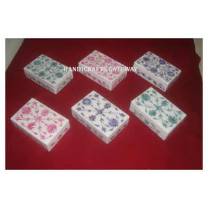 Diferentes joyeros de mármol con incrustaciones de fregona y caja de comida seca de Madre de perla natural con incrustaciones de alta calidad hechas en cajas de La India - Product Image 1