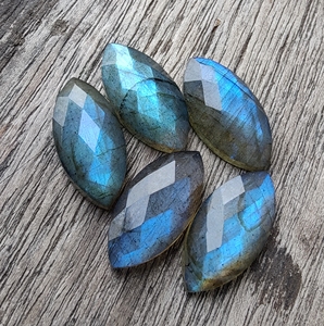 Vente en gros de pierres précieuses labradorite bleue naturelle certifiée IGI Marquise Checker Cut Flat Back Beda Shape All Loose Gemstones - Product Image 5