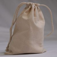 Sac à poussière en coton biologique personnalisé avec cordon de serrage écologique, recyclable, doux, respirant et réutilisable pour le rangement des vêtements et des chaussures avec logo imprimé
