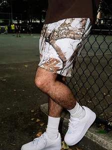 กางเกงขาสั้นเล่นกีฬาระบายอากาศได้ดีสำหรับผู้ชายกางเกงขาสั้นตาข่ายบาสเก็ตบอลแบบลำลองสีพื้นสำหรับใส่วิ่งในยิมสวมใส่บนถนนสำหรับกิจกรรมฤดูร้อน - Product Image 3