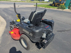 เครื่องตัดหญ้าอุตสาหกรรม Gravely Smart รุ่น 190Cc 991082 ZTHD-48 ระบบขับเคลื่อนสี่ล้อ ใช้แก๊ส พร้อมระบบควบคุมระยะไกล สำหรับงานจัดสวนเชิงพาณิชย์ - Product Image 6