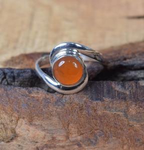 Anillo hecho a mano de plata de ley sólida 925, joyería de piedras preciosas de cornalina para mujeres para bodas y fiestas - Product Image 4