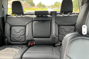 Chevrolet Silverado 1500 Limited Crew Cab RST Black Widow 4X4 2022, Usada, Volante a la Izquierda/Derecha - Product Image 5