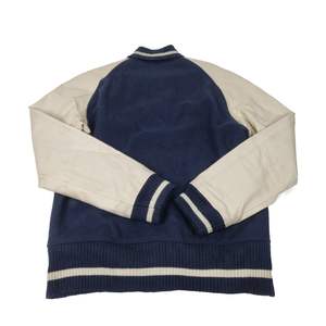 แผ่นผ้ากำมะหยี่ปักลายสำหรับผู้ชายแขนเสื้อกีฬาเบสบอลผ้าโพลีเอสเตอร์ลำลองงานตามสั่ง - Product Image 4