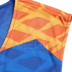 Uniforme de Baloncesto de Diseño Único Personalizado de Alta Calidad de Secado Rápido Nuevo Uniforme de Baloncesto a Precio Razonable - Product Image 2