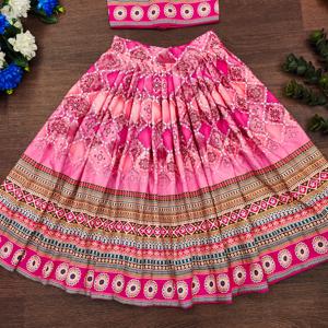 Shoryam Fashion - Lehenga Choli de Rayón con Estampado Floral Rosa, Completamente Cosido, para Niñas Pequeñas, Ropa Étnica para Fiestas, Tradicional - Product Image 3