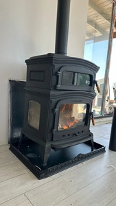 Poêle à bois en fonte de 165 kg avec four + LIVRAISON GRATUITE - Product Image 5