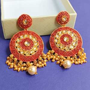 Conjunto de joyería de pendientes colgantes tradicionales Kundan Chandbali para mujer - Product Image 2