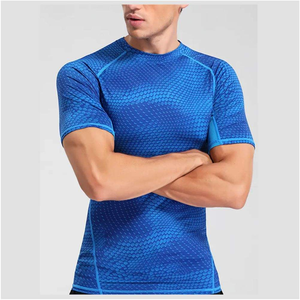Sports Guard Top para atletas adultos Protección contra erupciones de secado rápido para actividades al aire libre con mangas cortas - Product Image 2
