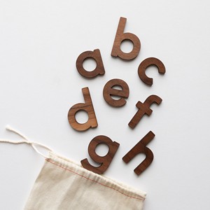 Letra del alfabeto de madera para la decoración del hogar Letras de madera con color natural del fabricante de Vietnam - Product Image 2