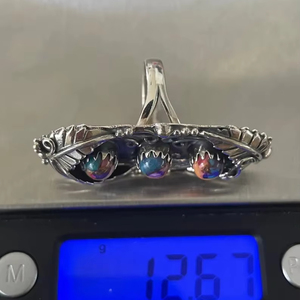 Bijoux faits à la main de style bohème floral en argent sterling 925 avec pierre naturelle ovale de dahlia turquoise en forme de coquille d'huître sertie dans un cadre - Product Image 4