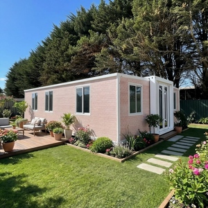 บ้านคอนเทนเนอร์หรูหราแบบโมดูลาร์ขนาด 40 ฟุต 3 ห้องนอน 2 ห้องน้ำ พร้อมเฟอร์นิเจอร์ครบครัน บ้านขนาดเล็ก 3 ห้องนอน ระบบออฟกริด - Product Image 1