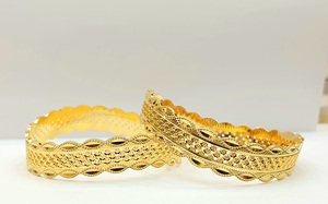 Wholesale High Quality Stylish 24K <b>Gold</b> Plated Stainless Brass Bangles Fashion Jewelry <b>Bracelets</b> - Product Image 2