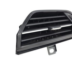 ช่องระบายอากาศบนแผงหน้าปัดด้านขวา สำหรับรถยนต์ AUDI Q3 ซีรีส์ (F3B) รุ่น 83B820902 (18>) - Product Image 6