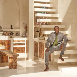 Chaqueta Casual de Lana Negra 100% Impermeable, Autónoma, con Cierre Lateral y Bolsillos, Acabado Ecológico para Exteriores - Product Image 6