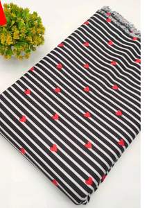 Tissu en coton 100% biologique peigné et tissé, écologique, imprimé cœurs, patchwork mignon, motif Liberty, pour robes de filles et de garçons - Vente en gros - Product Image 2