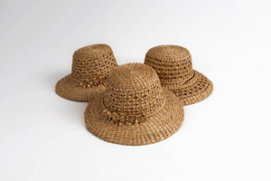 Chapeau en jacinthe d'eau fabriqué à la main en matériau naturel avec charme rustique fabriqué au Vietnam-pour les voyages de pêche en plein air - Product Image 5