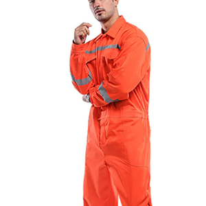 Vêtements de travail de sécurité en polyester haute visibilité pour hommes Combinaison de construction à logo personnalisable avec bandes réfléchissantes en gros - Product Image 5