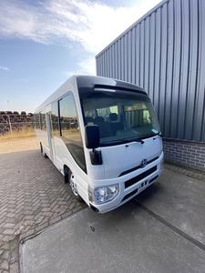 รถบัสโดยสารโตโยต้าโคสเตอร์มือสอง 30 ที่นั่ง เครื่องยนต์เบนซิน 2TR สำหรับการเดินทางทางไกล-เกียร์อัตโนมัติ - Product Image 3