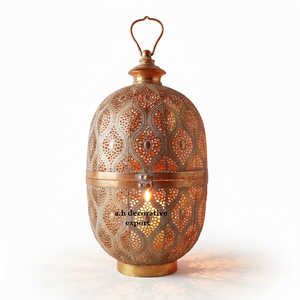Lanterne marocaine carrée en filigrane, faite à la main, écologique, pour Noël, Pâques, la Saint-Valentin, décoration suspendue, finition antique en laiton - Product Image 1