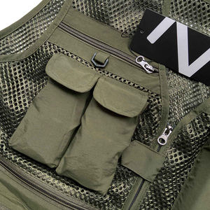 Gilet de chasseur imperméable multifonctionnel détachable pour hommes en maille personnalisé fabriqué au Pakistan - Product Image 4