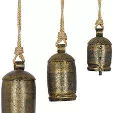 Cloche en métal doré rustique décoration intérieure-extérieure moderne ornement suspendu avec finition vintage ornement de Noël élégant - Product Image 6