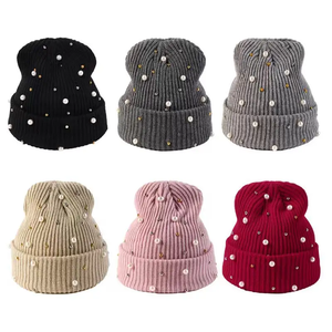 Bonnet tricoté d'hiver Femmes Rhinestone Pearls Knitting Hats Ladies Skullies Cap Female Plain Soft Hats - Product Image 2