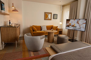 Meubles d'hôtel directement de l'usine en Turquie, Istanbul : Ensemble de chambre d'hôtel sur mesure, lit, tête de lit, table de chevet et armoire - Product Image 5