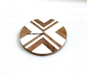 2024 usine en gros nordique résine bois décorations de gâteau assiette hôtel écologique résine gâteau support utiliser mariage et anniversaire - Product Image 1