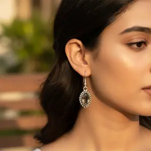 Pendientes Colgantes de Cuarzo Ahumado en Oro de 18K y Plata 925 para Mujer, con Perla de Agua Dulce y Amatista como Piedra Principal - Product Image 2