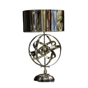 Lámpara de mesa de forma única de Metal de aluminio pulido brillante, decoración de iluminación moderna, lámpara de mesa de decoración de iluminación de lujo para el hogar - Product Image 1