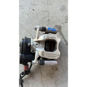คาลิปเปอร์เบรกหลังขวา สำหรับรถจี๊ป เรเนเกด ซีรีส์ (18>) รุ่น 55611C - Product Image 2