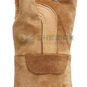 Gants de soudage résistants à la chaleur, aux flammes et aux étincelles, protection supplémentaire pour la fonderie de forgeron et la manipulation de la cheminée - Product Image 5