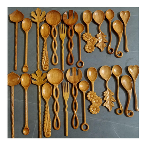 Cuillère en bois fabriquée à la main au Vietnam avec une surface lisse et un grain de bois naturel idéal pour une utilisation quotidienne dans la cuisine et une exportation sûre - Product Image 4