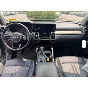 D'occasion 2024 pour Santa Sedan Turbo Diesel Automatique Sièges en Cuir Foncé R18 Gauche Propre et Frais Sans Accident Commande en Gros Disponible - Product Image 4
