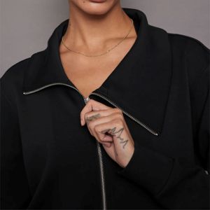 Veste en jersey style moto pour femmes asymétrique fermeture éclair devant tricot noir à la mode confortable automne hiver vêtements de superposition - Product Image 5