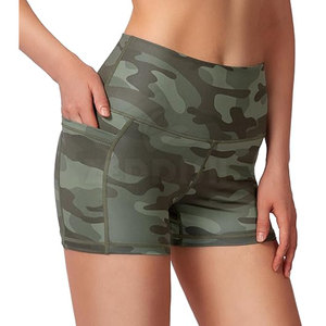 Short de fitness 100% coton pour femme Tissu extensible léger avec taille élastique respirante Disponible en blanc - Product Image 1