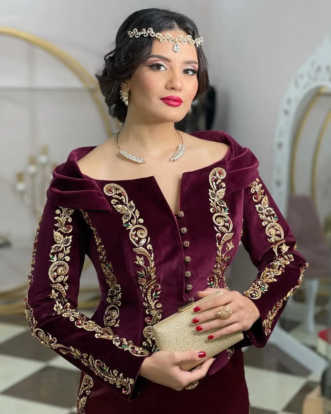 Algerien Hochzeits kleid tief kastanien braun handgemachte marok kanis che Kaftan sehr schöne Kleid Kostüm
