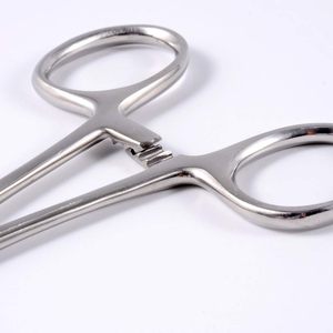 Outil de maintien d'ancre dermique professionnel pour les pinces à bijoux de perçage corporel tous les types d'instruments chirurgicaux sont disponibles - Product Image 6