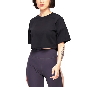 เสื้อครอปคอกลมพิมพ์ลายโลโก้ออกแบบได้ตามต้องการของผู้หญิงพร้อมแขนกางเกงขาสั้นเป็นมิตรกับสิ่งแวดล้อมคอลเลกชันฤดูร้อน MOQ ต่ำที่2025 - Product Image 1