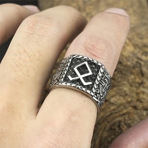 yunnique Anneaux Viking à runes pour hommes, style européen et américain, rétro, en acier inoxydable, sans rouille - Product Image 2