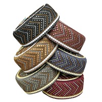 Chapeau Kufi afghan de qualité supérieure en gros, chapeau islamique traditionnel brodé dans divers styles, commandes en gros pour accessoires vestimentaires