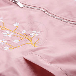 Chaqueta Bomber de Moda al por Mayor para Mujer, Manga Larga, con Cuello Alto, Tejido Transpirable, Logotipo Personalizado y Servicio OEM - Product Image 5