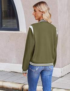 Chaqueta Bomber Varsity de moda de otoño 2025 para mujer, ropa de calle informal con botones y efecto lavado, trajes escolares cortos - Product Image 6