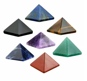 Migliore qualità vendita calda alla rinfusa pietre naturali piramide di cristallo di guarigione punto di pietra preziosa generatore di energia Reiki