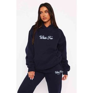 Ensemble de survêtement long brodé uni pour femme, 2 pièces, sweat à capuche surdimensionné - Product Image 1